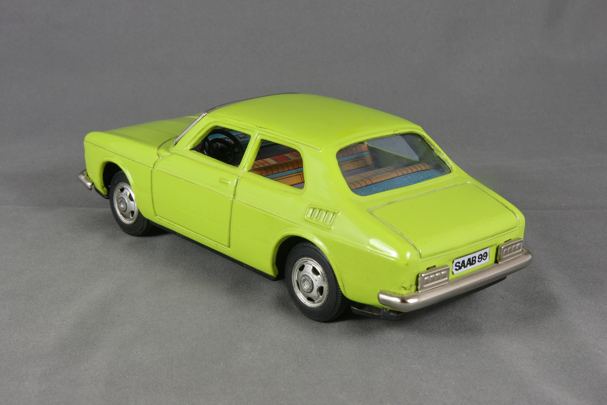 99 - 1969 2-door (V1 - friction-motor) Bild 2