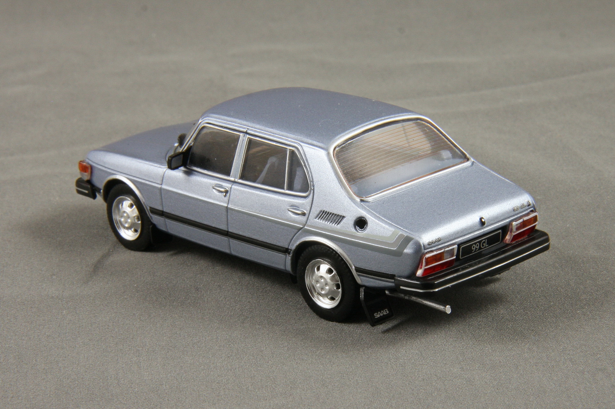 99 - 1984 4-door GL Bild 2