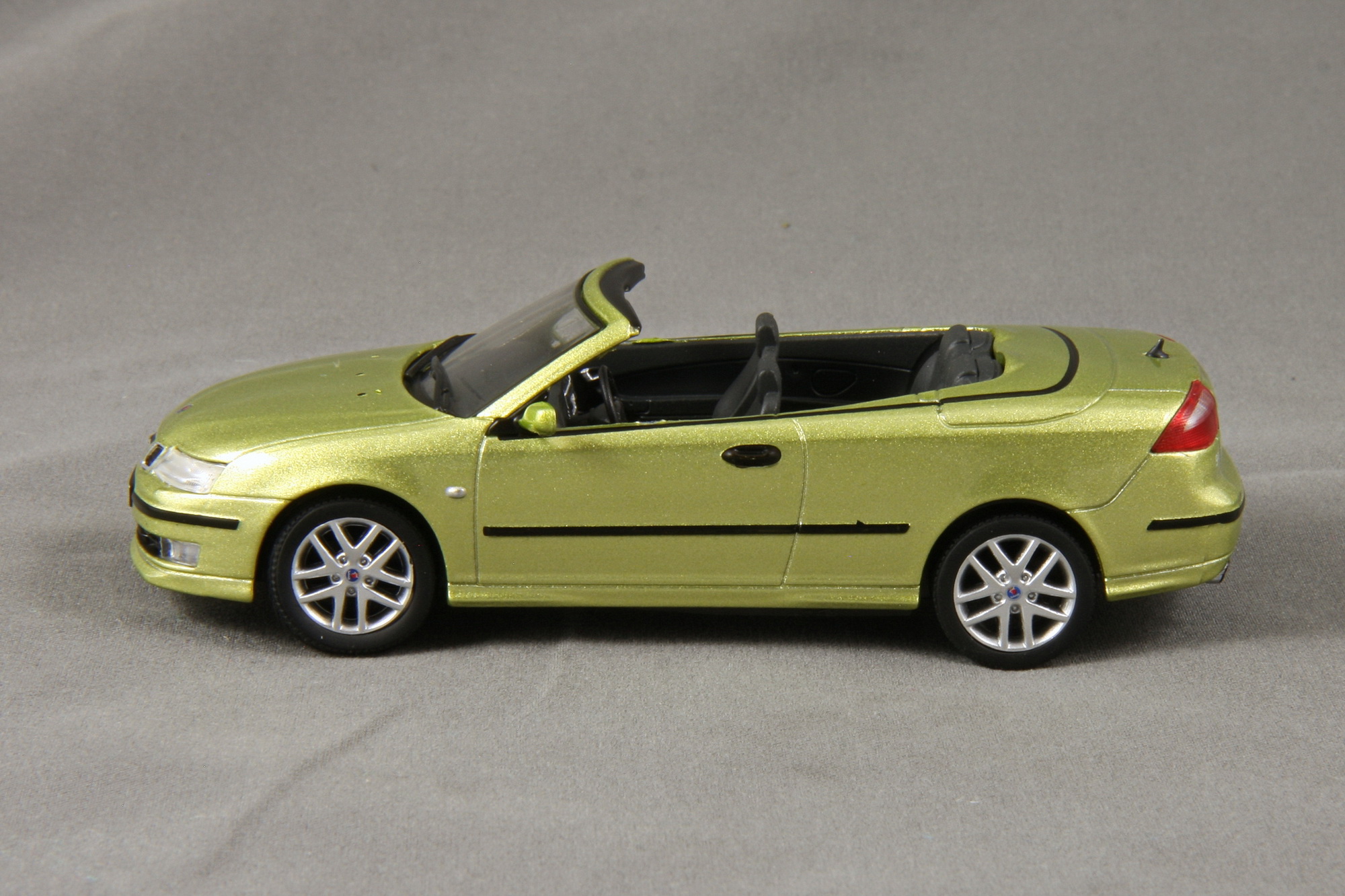 9-3 - 2004 Cabrio Bild 4