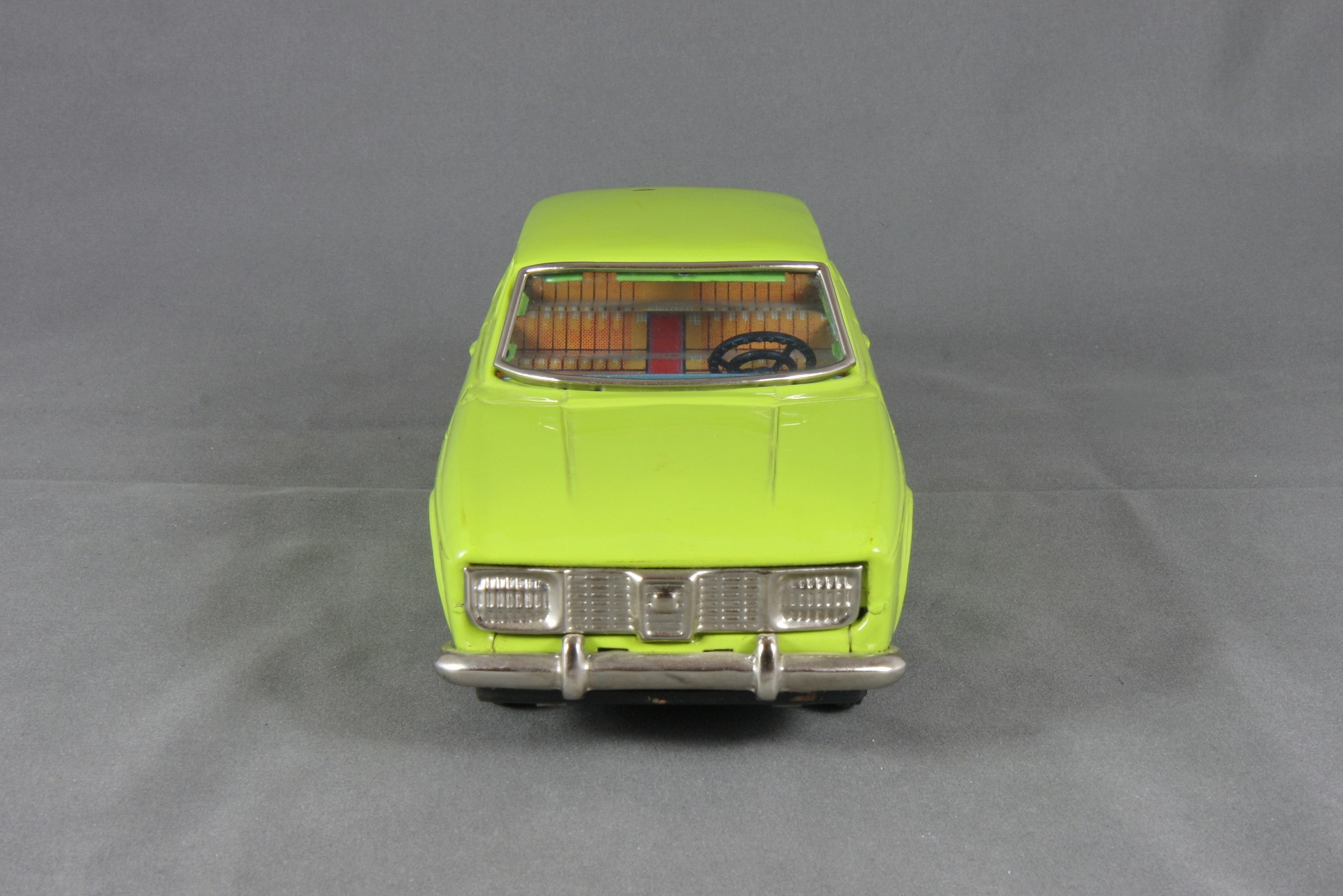 99 - 1969 2-door (V1 - friction-motor) Bild 6