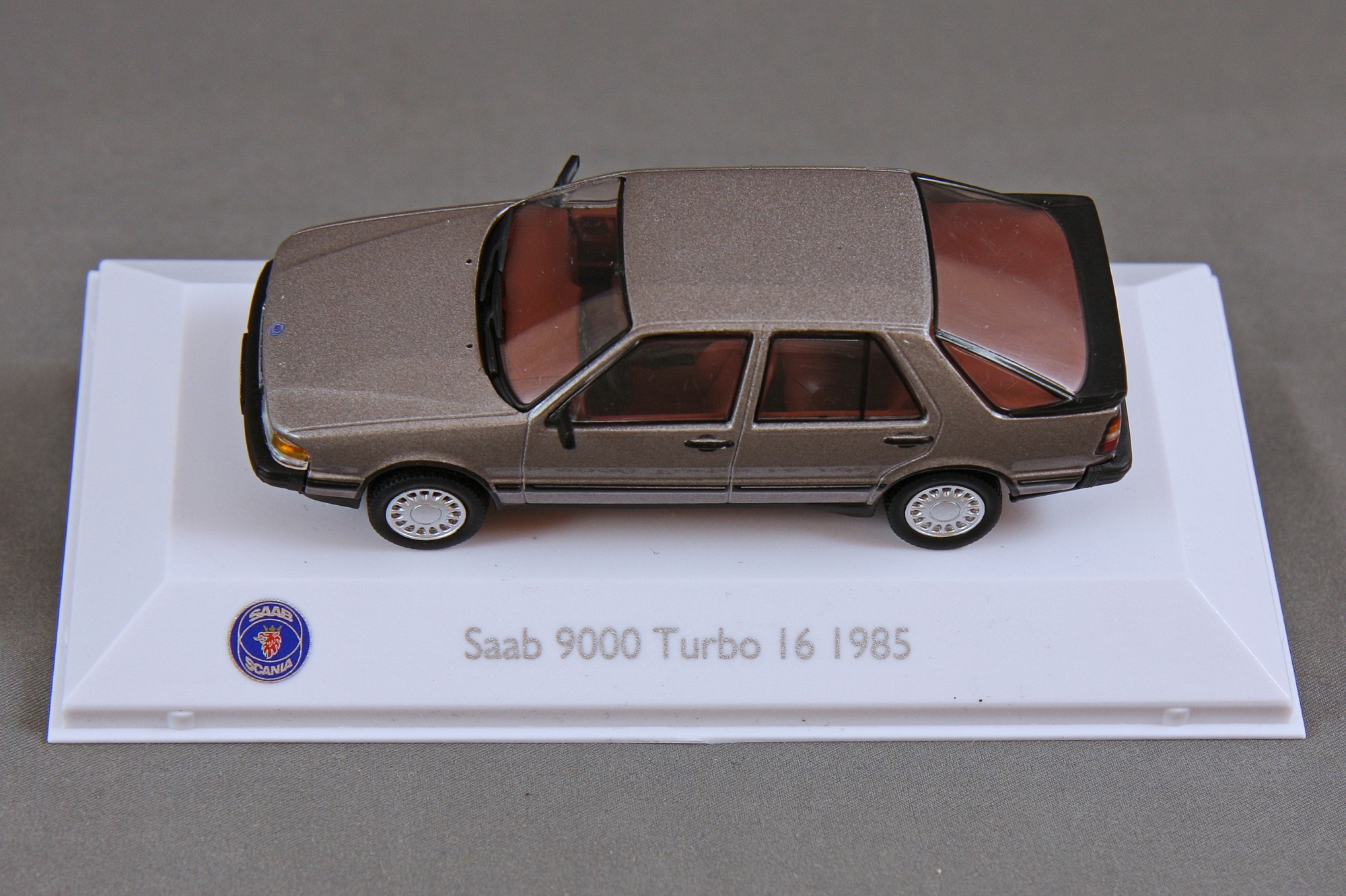 9000 - 1985 CC Turbo 16 Bild 8