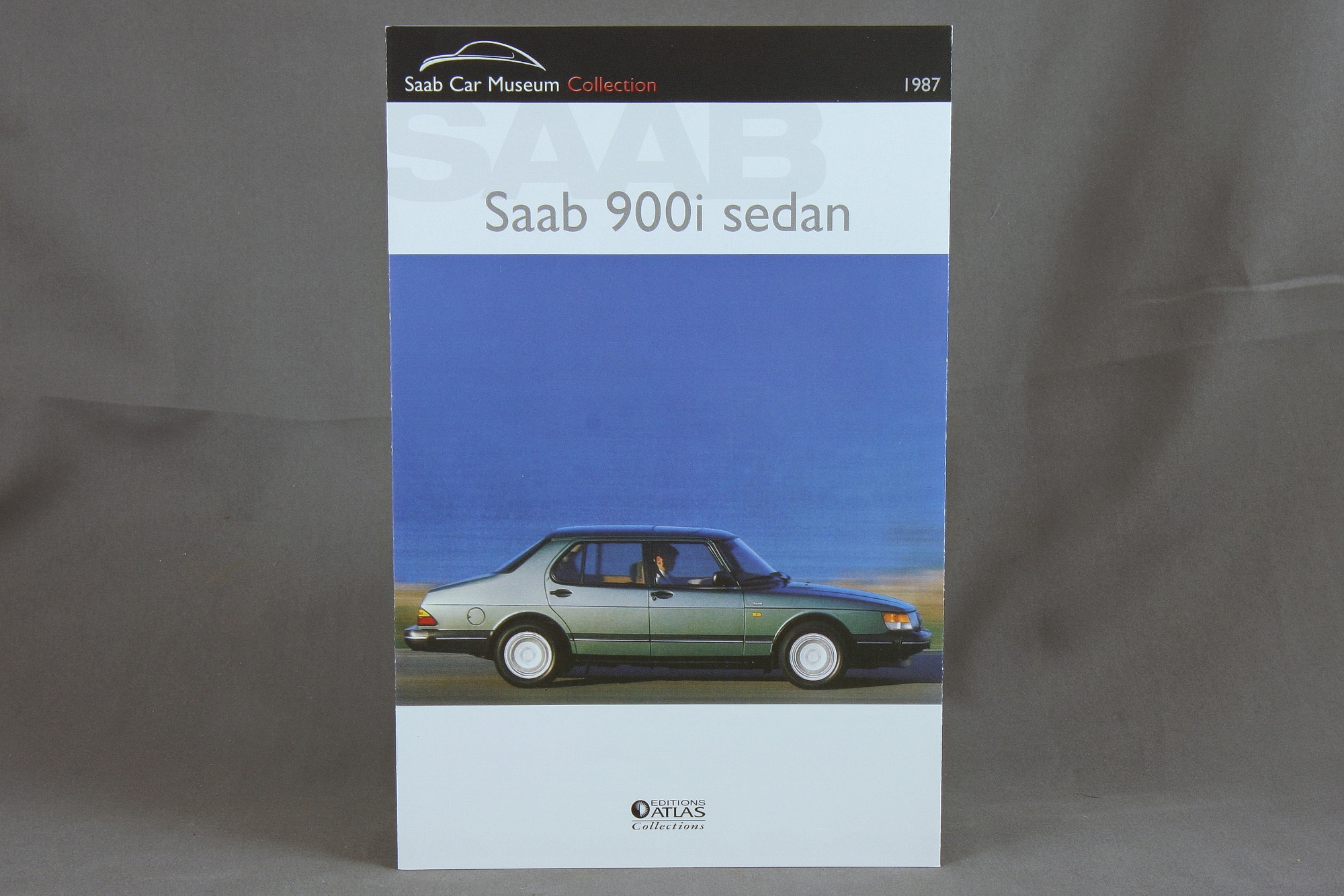 900 - 1989 4-door i 16 Bild 10